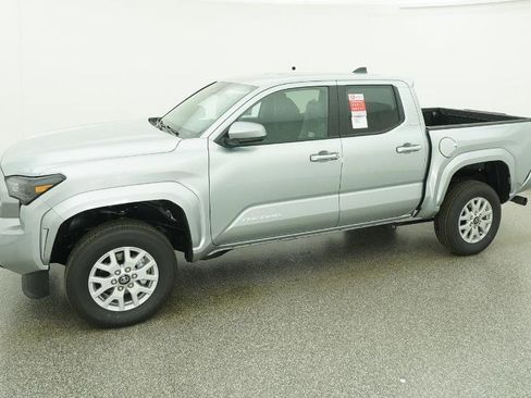 New 2026 Toyota Tacoma SR5 image 39