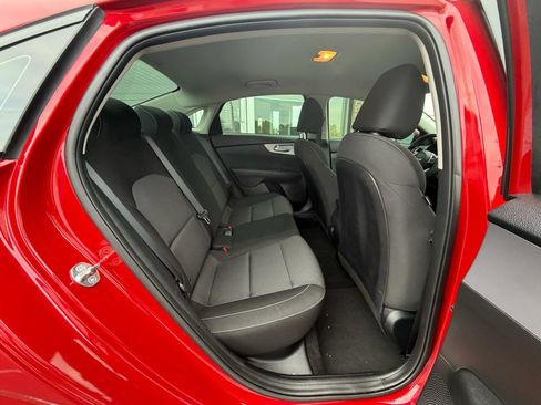 Used 2024 Kia Forte LXS w/ LXS Technology Package FWD image 23