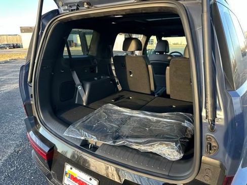 New 2025 Hyundai Santa Fe Calligraphy image 19