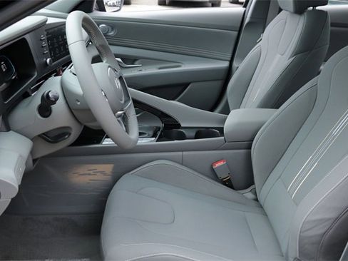 New 2026 Hyundai Elantra SEL Sport image 9