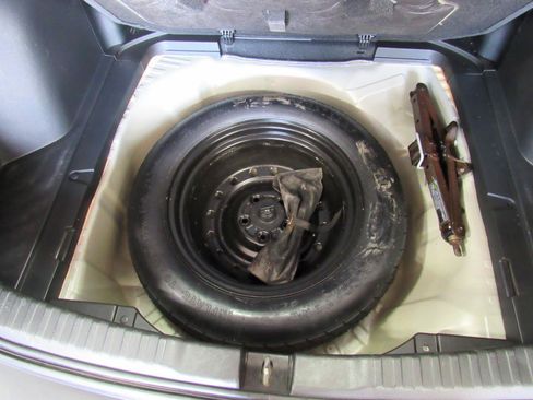 Used 2012 Honda CR-V EX-L image 37