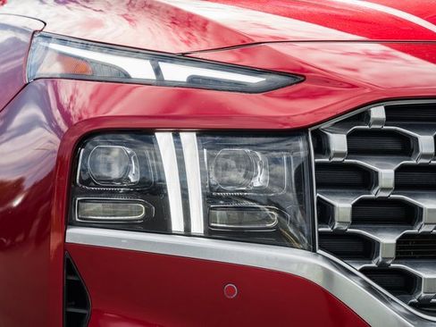 Used 2023 Hyundai Santa Fe Limited image 16