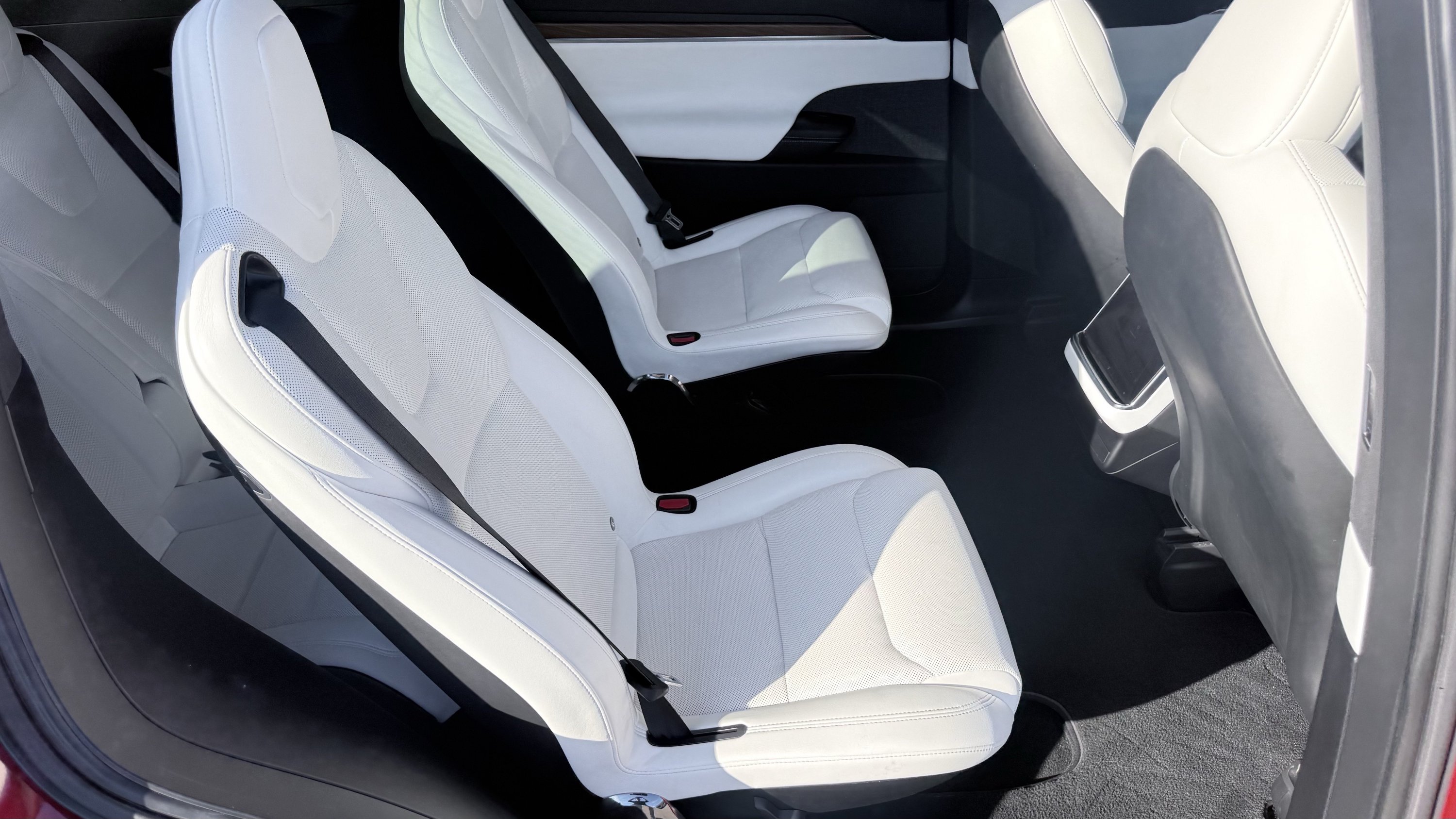 Used 2023 Tesla Model X AWD/4WD image 38