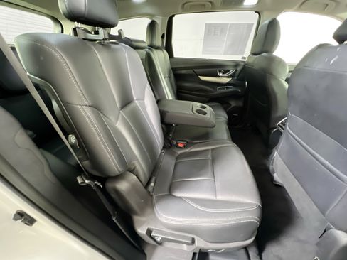 Used 2022 Subaru Ascent Limited w/ Technology Package image 29