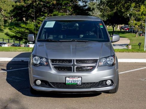 Used 2019 Dodge Grand Caravan GT image 5
