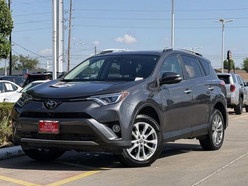 Used 2016 Toyota RAV4 Limited w/ Advanced Technology Package FWD image 2