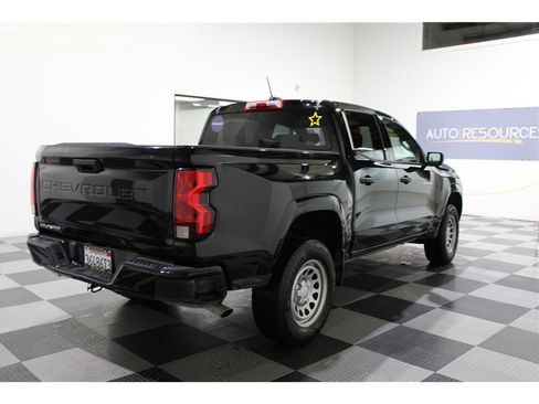 Used 2023 Chevrolet Colorado W/T image 4