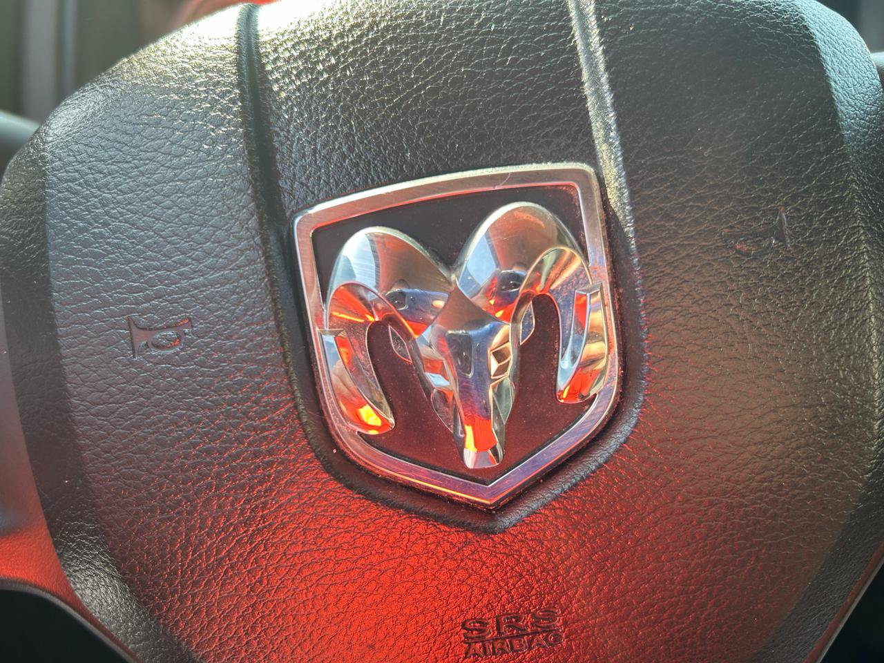 Used 2019 RAM 1500 Classic SLT w/ Black Appearance Group AWD/4WD image 19
