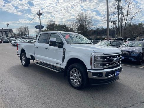 Used 2024 Ford F250 Lariat w/ Chrome Package AWD/4WD image 8
