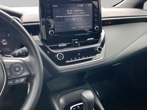 Used 2022 Toyota Corolla SE FWD image 6