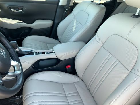 Certified 2026 Honda HR-V EX-L image 19