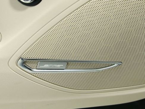 Used 2022 Buick Envision Avenir w/ Technology Package II image 35