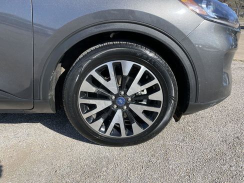 Used 2020 Ford Escape SE Sport image 49