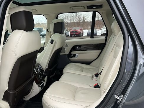 Used 2022 Land Rover Range Rover Westminster Edition image 21