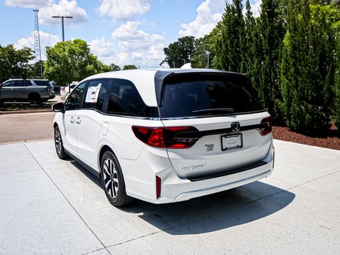New 2026 Honda Odyssey EX-L image 8