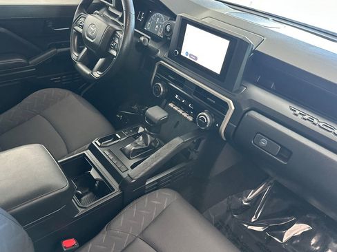 Certified 2025 Toyota Tacoma SR image 15