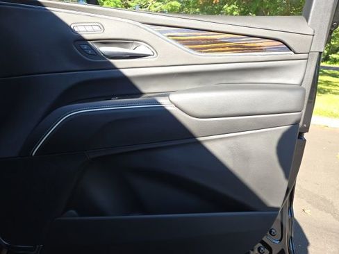 Used 2024 Cadillac Escalade ESV Luxury w/ LPO, Floor Liner Package image 24