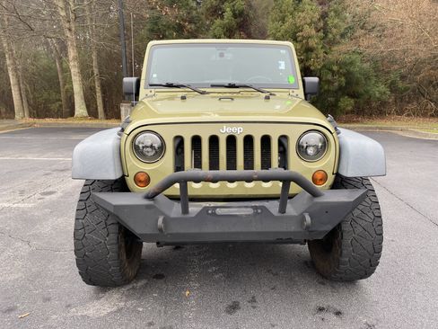 Used 2013 Jeep Wrangler Sport image 3