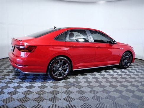 Used 2019 Volkswagen Jetta GLI image 8