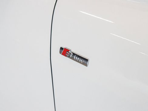 Certified 2024 Audi Q4 e-tron Premium Plus image 30