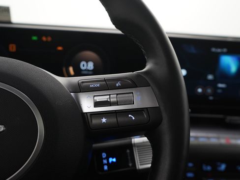 Certified 2025 Hyundai Kona Limited AWD/4WD image 26