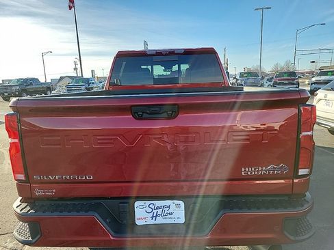 Used 2025 Chevrolet Silverado 3500 High Country w/ High Country Premium Package AWD/4WD image 5