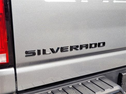 Used 2025 Chevrolet Silverado 2500 LT w/ Trail Boss Package image 11