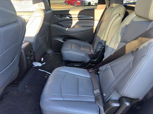 Used 2020 Buick Enclave Essence w/ Sport Touring Edition image 15