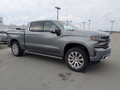 Used 2020 Chevrolet Silverado 1500 High Country w/ Technology Package image 2
