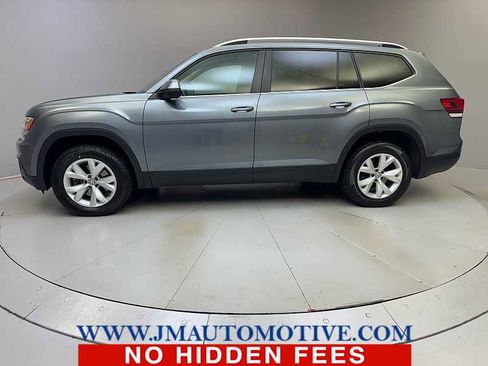 Used 2018 Volkswagen Atlas SE image 2