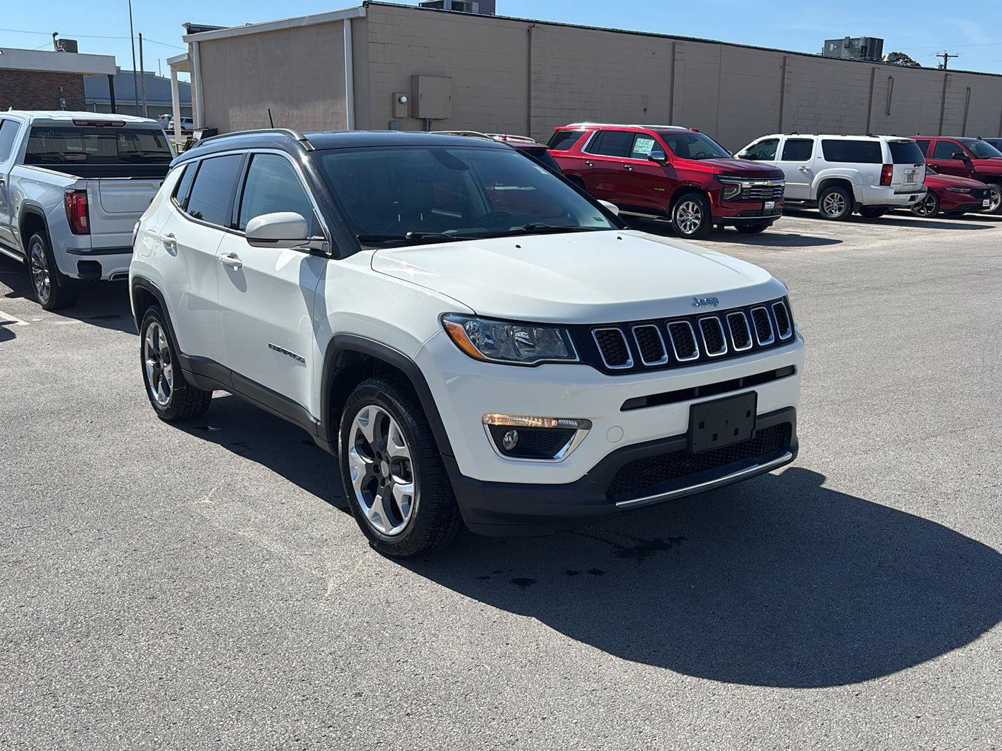 Used 2018 Jeep Compass Limited AWD/4WD image 7