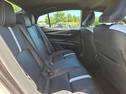 Certified 2025 Toyota Camry SE FWD image 15