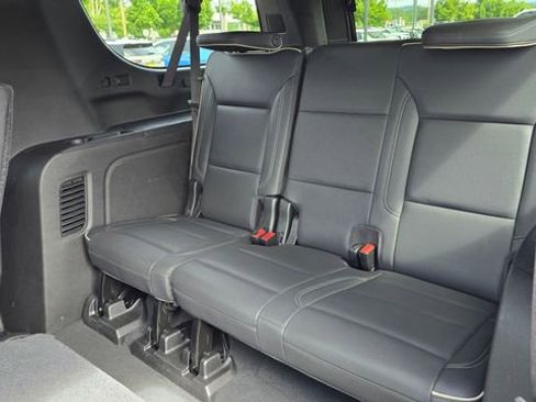 Used 2021 GMC Yukon XL SLT image 12