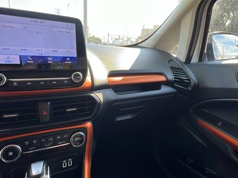 Used 2021 Ford EcoSport SE w/ SE Appearance Package image 13