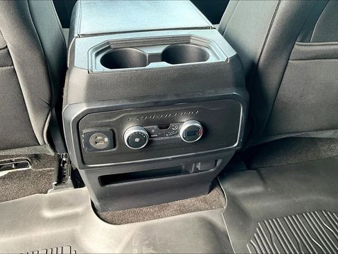 Used 2021 Ford Expedition XLT image 31