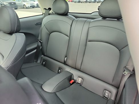 Used 2024 MINI Cooper SE FWD image 29