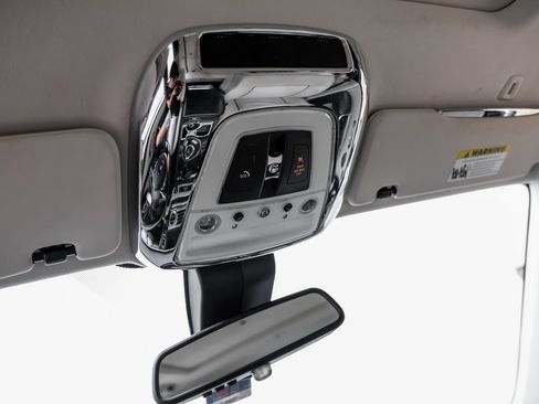 Used 2014 Rolls-Royce Ghost image 45