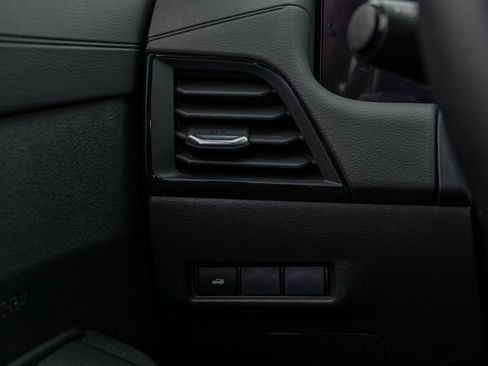 New 2026 Nissan Sentra SV image 32