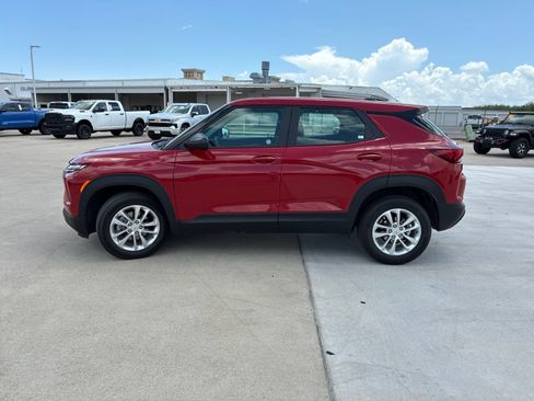 Used 2026 Chevrolet TrailBlazer LS AWD/4WD image 7