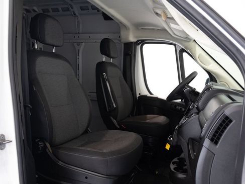 Used 2024 RAM ProMaster 2500 w/ Upfitter's Prep Package FWD image 21