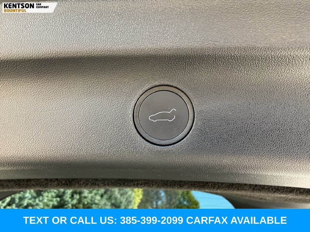 Used 2023 Tesla Model Y Long Range AWD/4WD image 32