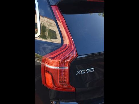 Used 2021 Volvo XC90 T5 Momentum AWD/4WD image 51
