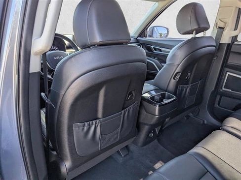 Used 2022 Kia Telluride EX w/ Towing Package AWD/4WD image 25