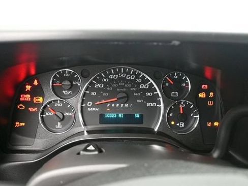 Used 2024 Chevrolet Express 3500 LS RWD image 22