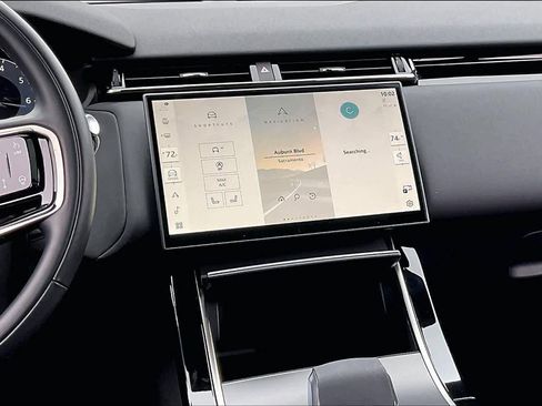 Used 2025 Land Rover Range Rover Velar Dynamic SE image 9