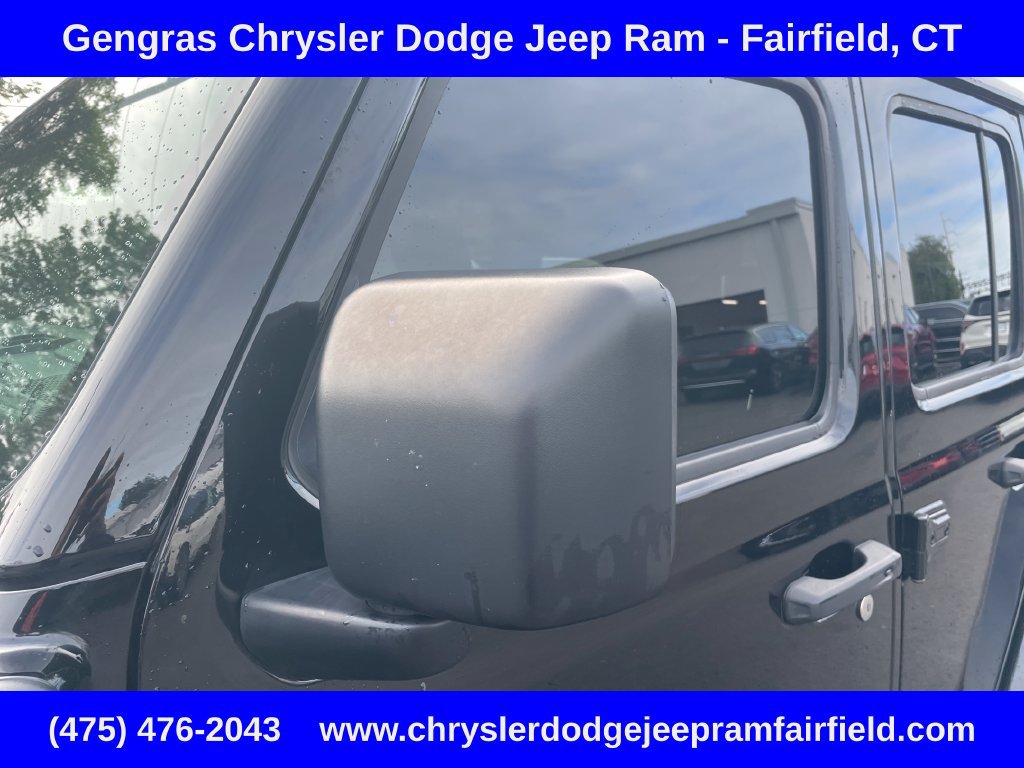 Used 2024 Jeep Wrangler Unlimited w/ Convenience Group AWD/4WD image 14