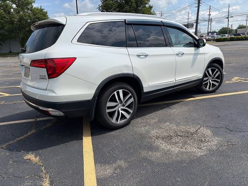 Used 2017 Honda Pilot Elite image 11