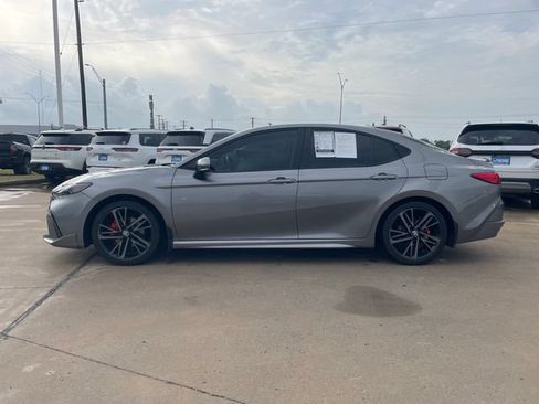 Used 2025 Toyota Camry XSE w/ Premium Package FWD image 2