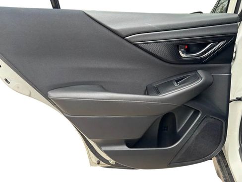 Used 2022 Subaru Outback Premium image 23