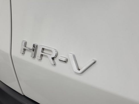 Certified 2024 Honda HR-V Sport image 8